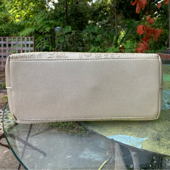 JUICY COUTURE Gold Embossed Word Play TOTE BAG! Neutral Faux Leather Crossbody - Picture 4 of 9